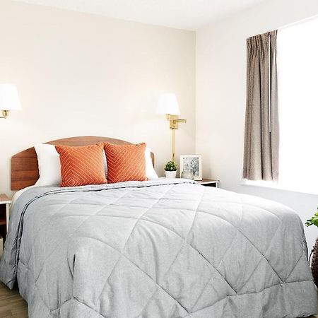 Intown Suites Extended Stay Chicago Il - Oakbrook Villa Park Eksteriør billede