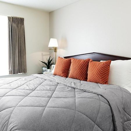 Intown Suites Extended Stay Chicago Il - Oakbrook Villa Park Eksteriør billede