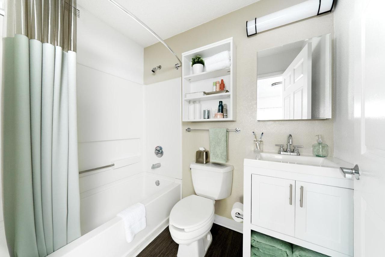 Intown Suites Extended Stay Chicago Il - Oakbrook Villa Park Eksteriør billede