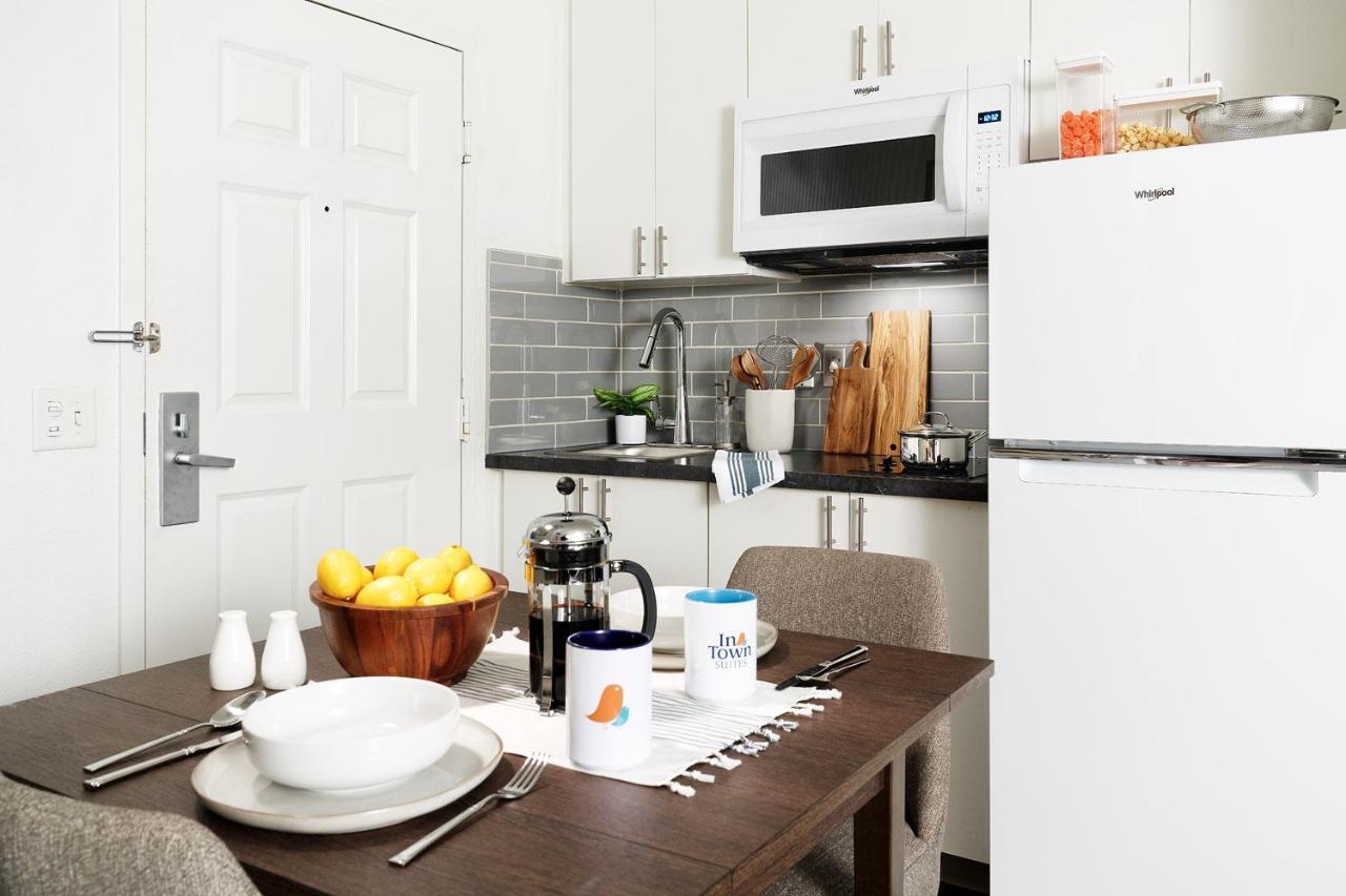 Intown Suites Extended Stay Chicago Il - Oakbrook Villa Park Eksteriør billede