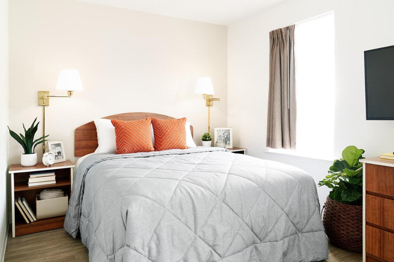 Intown Suites Extended Stay Chicago Il - Oakbrook Villa Park Eksteriør billede